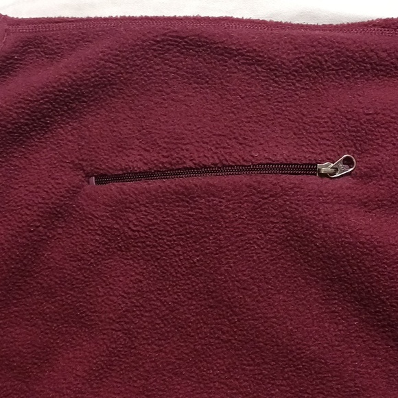 Vintage Patagonia Synchilla Maroon Fleece Vest Outdoor Hiking Adventure Size L - Picture 8 of 10